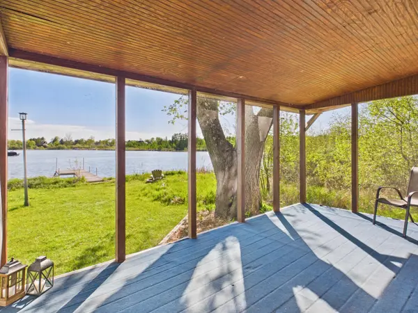 28768 Lakewood DR NW, Isanti, MN 55040