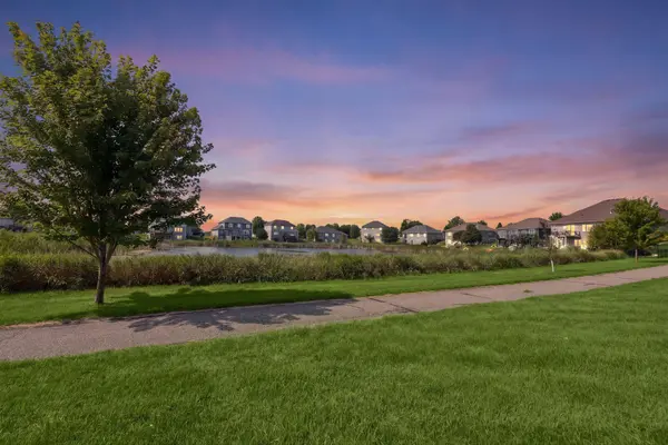 2061 Cobblestone Drive, Cologne, MN 55322