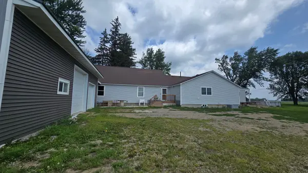 48696 Apple AVE #A, Lake Mills, IA 50450