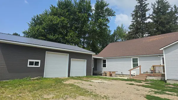 48696 Apple AVE #A, Lake Mills, IA 50450