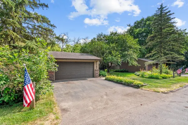 11795 Red Fox DR, Maple Grove, MN 55369