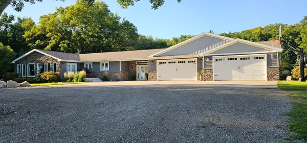 1260 20th ST NW, Holloway, MN 56249
