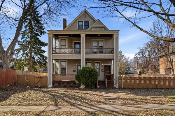 694 Marshall AVE, Saint Paul, MN 55104