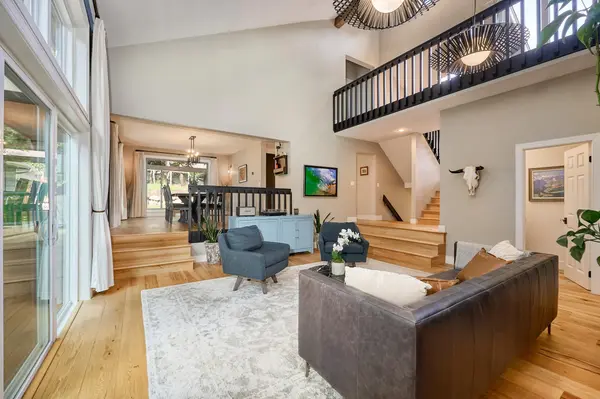 4774 Oak WAY, Eagan, MN 55122