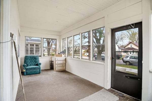 1259 Charles AVE, Saint Paul, MN 55104