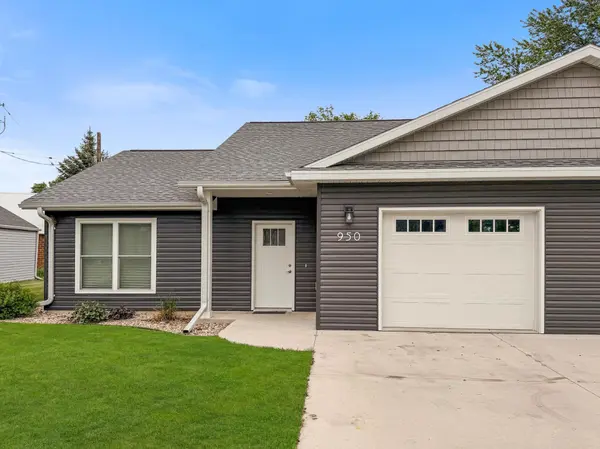 950 W 1st AVE, Edgerton, MN 56128