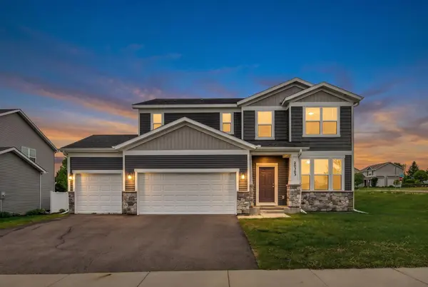 20503 Gunnison DR, Lakeville, MN 55044