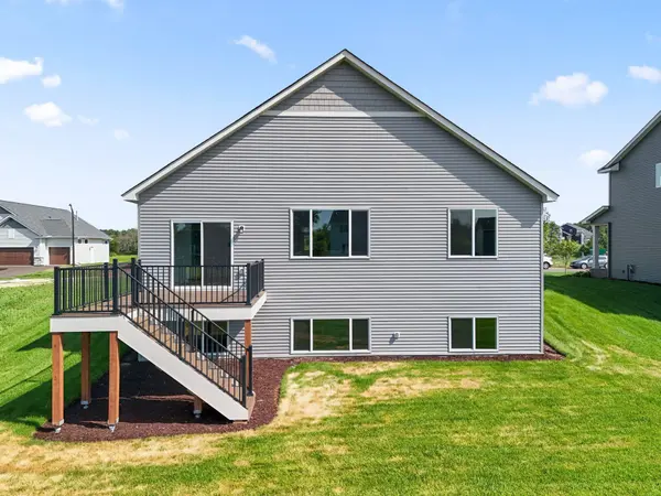 1566 Applegate RD, New Richmond, WI 54017