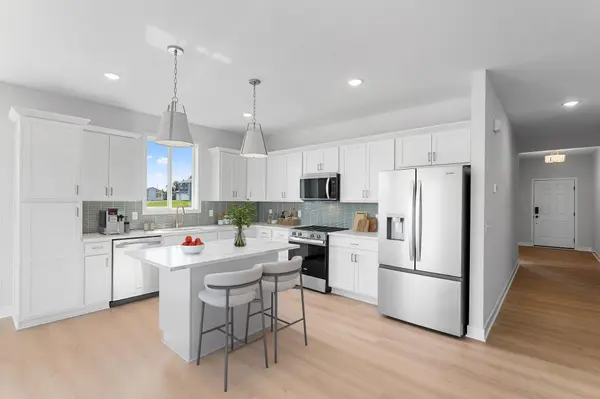 1239 Trail Way, New Richmond, WI 54017