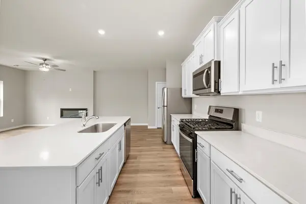 300 Florence AVE S, Annandale, MN 55302