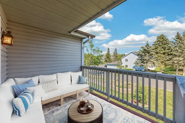 4061 Maureen DR NE #204NE, Columbia Heights, MN 55421