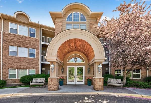 3800 85th AVE N #220, Brooklyn Park, MN 55443
