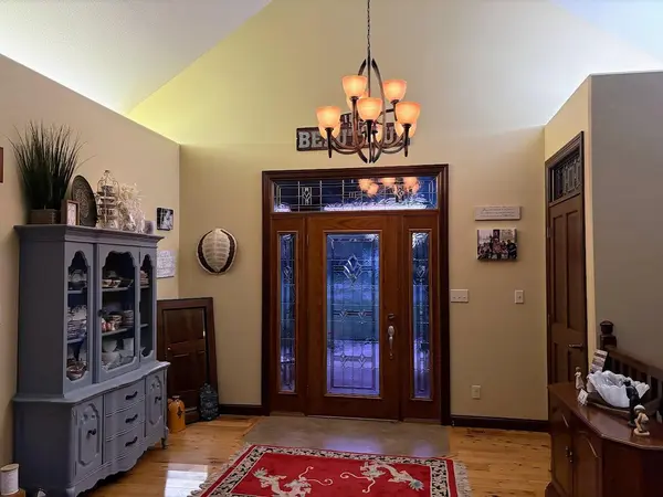 903 Fairway DR, Pipestone, MN 56164