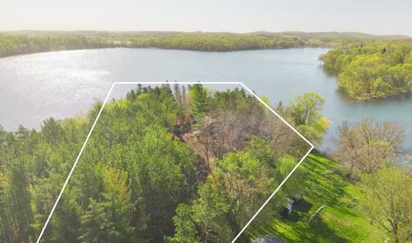 25494 Heilberger LN, Erhard, MN 56534