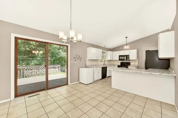 2627 Westridge LN NW, Rochester, MN 55901