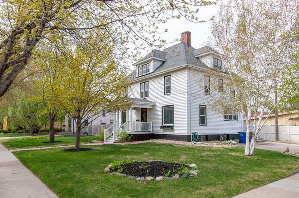 203 7th ST S, Moorhead, MN 56560