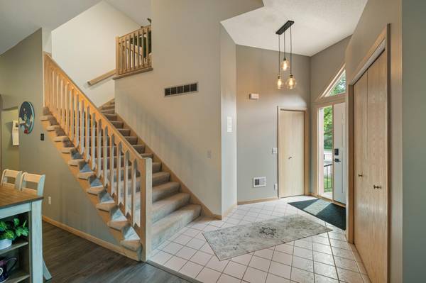12572 Parkwood DR, Burnsville, MN 55337