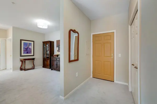 100 Clydesdale TRL #113, Medina, MN 55340