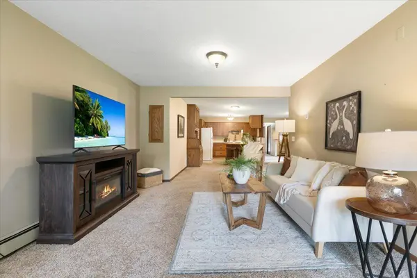 605 Chinook AVE SW, Avon, MN 56310
