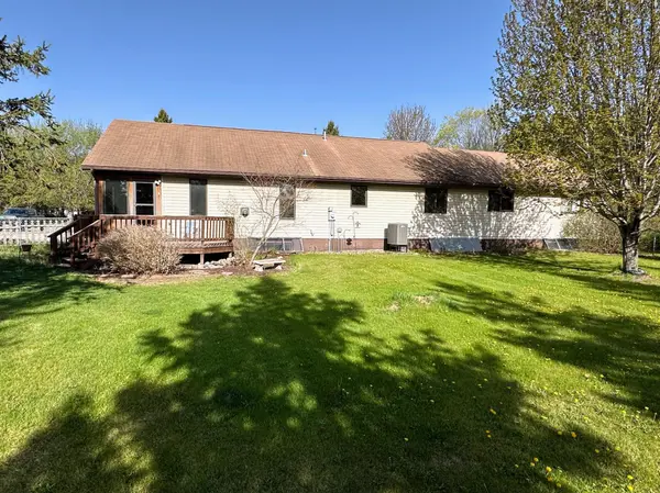 608 Pinetree DR, Perham, MN 56573