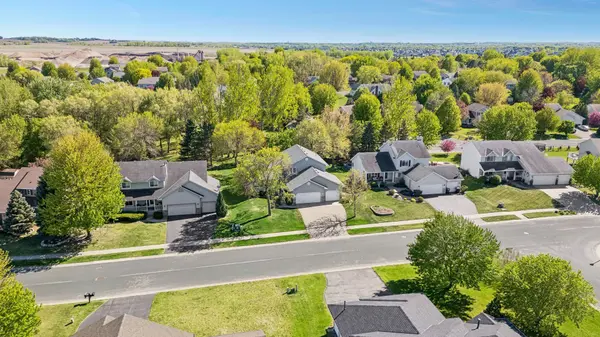 15722 Crystal PATH, Rosemount, MN 55068