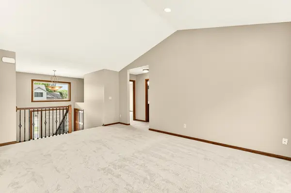 2350 Ponderosa DR SW, Rochester, MN 55902