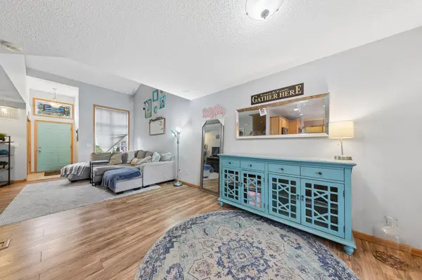 2555 11th AVE, Anoka, MN 55303