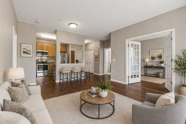 100 Clydesdale TRL #101, Medina, MN 55340