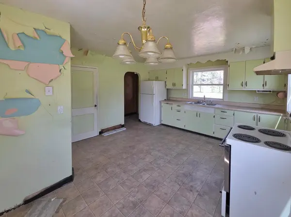 350 River AVE, Middle River, MN 56737