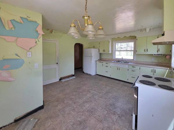350 River AVE, Middle River, MN 56737