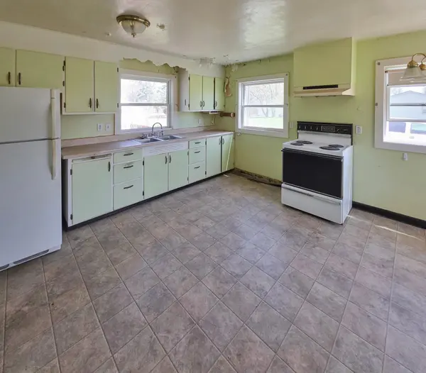 350 River AVE, Middle River, MN 56737