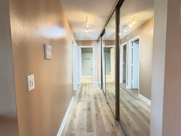 4110 RAHN RD #221, Eagan, MN 55122