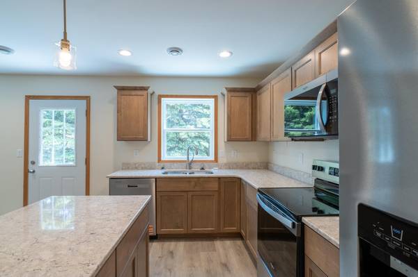 1246 4th ST NW, Valley City, ND 58072