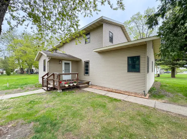306 W Washington AVE, Elizabeth, MN 56533