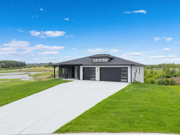 4904 Noble DR NW, Rochester, MN 55901