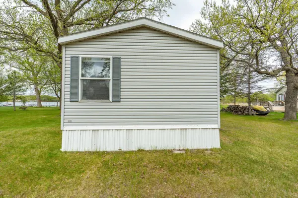 27513 340th AVE, Underwood, MN 56586