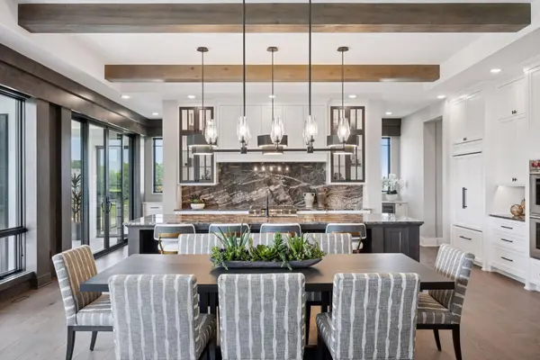 6529 Peaceful LN, Chanhassen, MN 55317