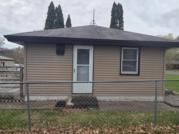 6800 Perry AVE N, Brooklyn Center, MN 55429