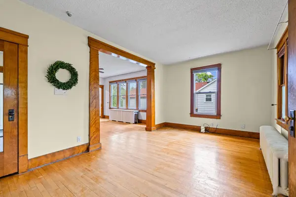627 4th AVE W, Shakopee, MN 55379