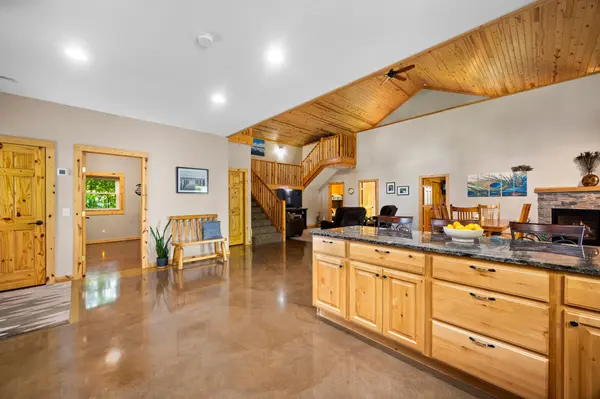 5452 Wildwood AVE, Isle, MN 56342
