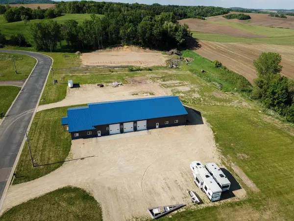 860 Gaylord AVE, Mondovi, WI 54755
