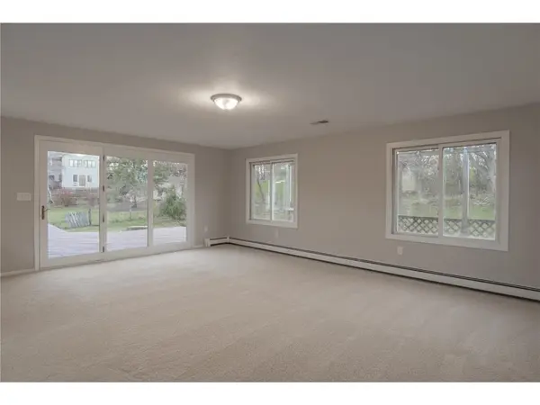 19115 Homestead CIR, Eden Prairie, MN 55346