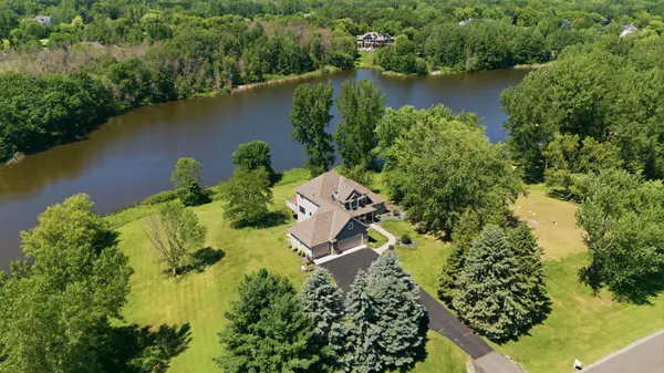 8735 136th Street CT N, Hugo, MN 55038