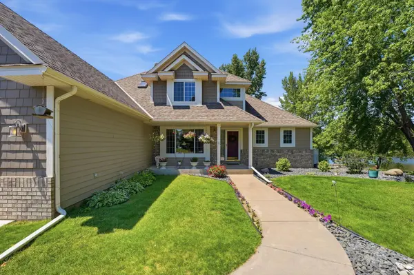 8735 136th Street CT N, Hugo, MN 55038