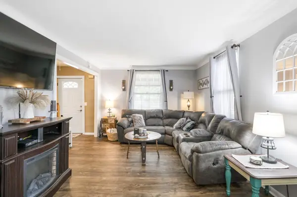 578 Tipton AVE NW, Elk River, MN 55330