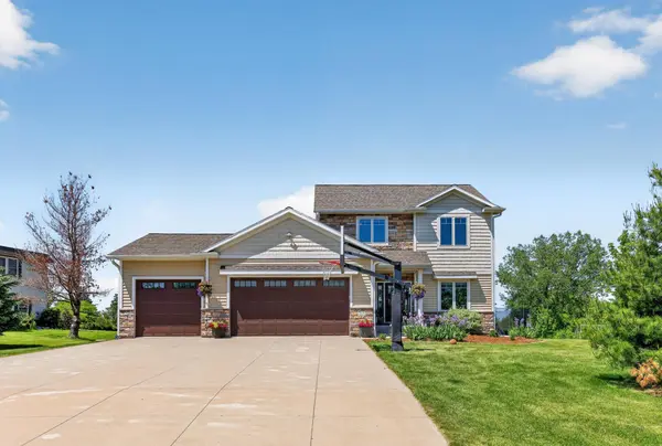 217 Skyline DR, Wabasha, MN 55981