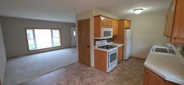 610 8th AVE SW, Little Falls, MN 56345