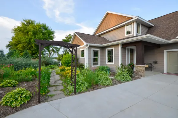 10608 Grunwald AVE NW, Maple Lake, MN 55358
