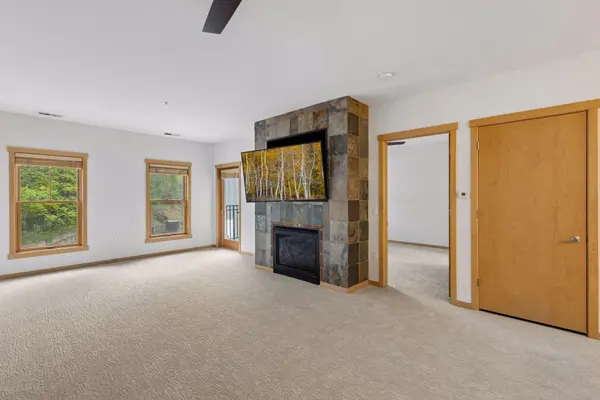 350 Main ST N #252, Stillwater, MN 55082