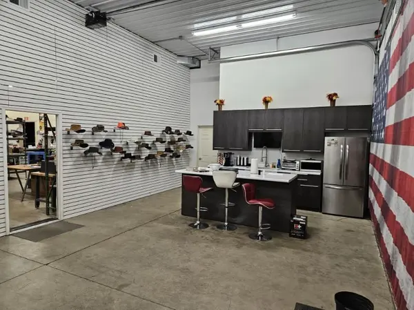 1240 Prairie AVE NW, Staples, MN 56479